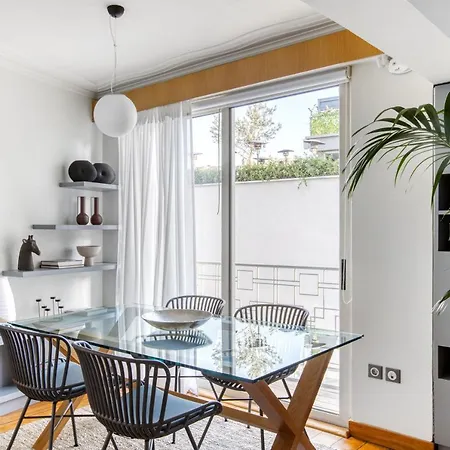 Monastiraki Stylish Loft W/ Acropolis View/bathtub Apartment *