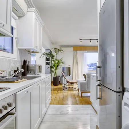 Monastiraki Stylish Loft W/ Acropolis View/bathtub Apartment Athens